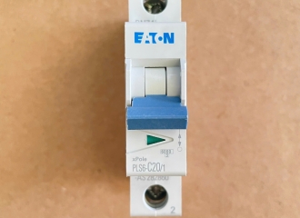 Nhà phân phối chính hãng aptomat MCB Eaton một cực 20A Y7-282860
