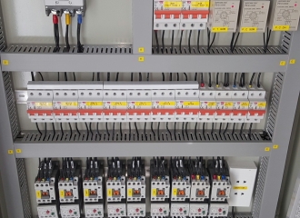 Lắp đặt tủ điện 3 pha 100A - Công suất cao, vận hành tốt